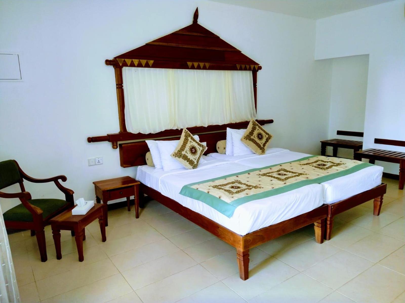 Randholee Resort & Spa Kandy Esterno foto