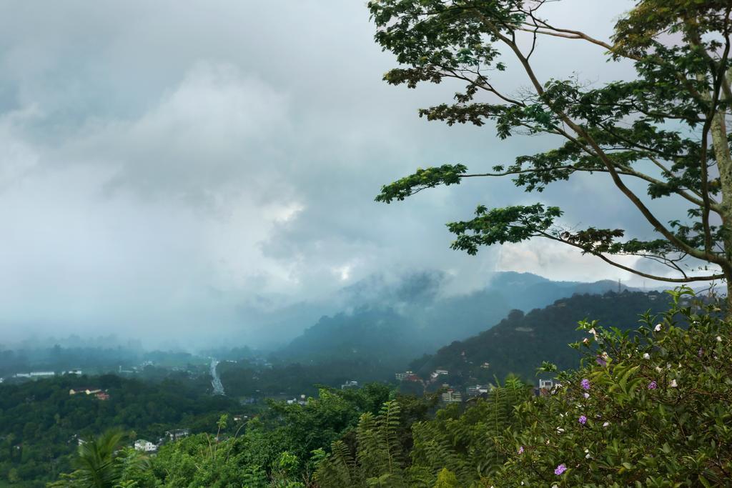 Randholee Resort & Spa Kandy Esterno foto
