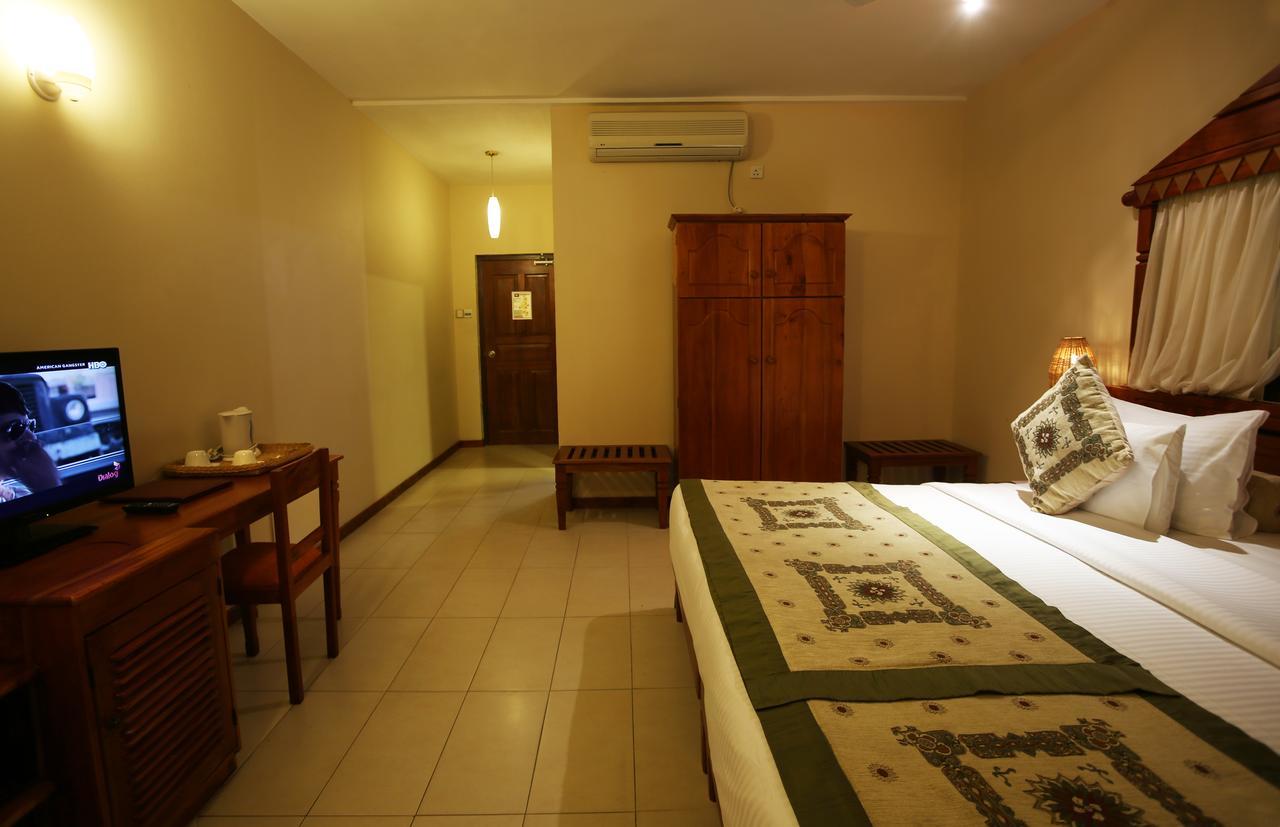 Randholee Resort & Spa Kandy Esterno foto