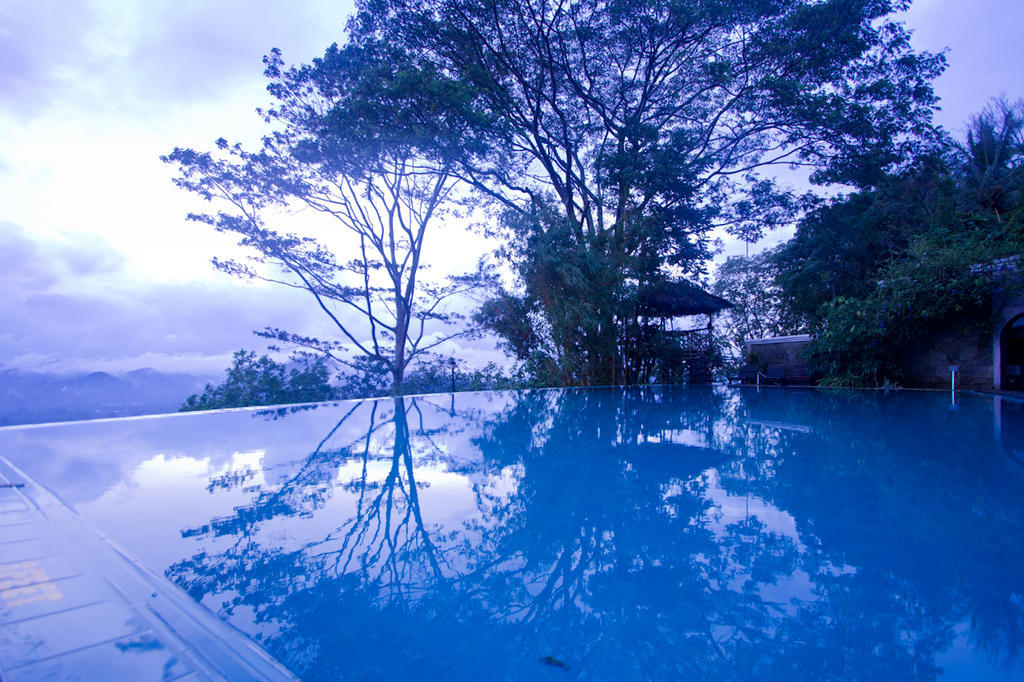 Randholee Resort & Spa Kandy Esterno foto